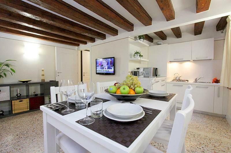 Alberto Apartment In Βενετία Εξωτερικό φωτογραφία